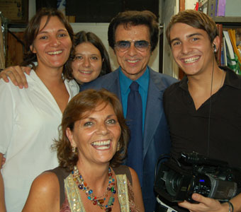 Micaela Giuseppone con Little Tony, Tiziana Todi, Tiziano Macciocca, Alessandra Scuderi alla Galleria Vittoria Via Margutta